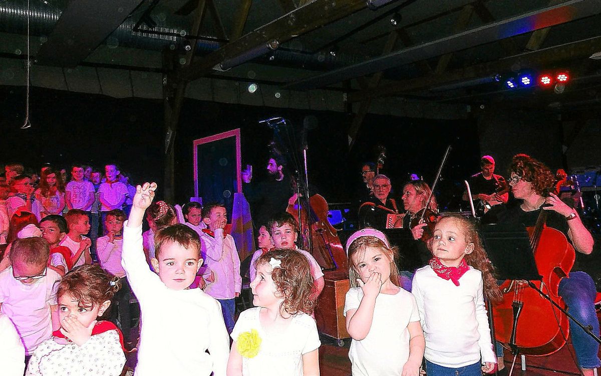 , À Châteaulin, les élèves de Saint-Joseph La Plaine ont chanté du jazz devant 400 parents